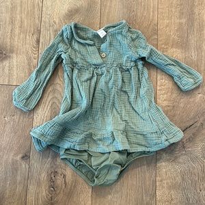 Cat & Jack Muslin Sage Green Dress and Bloomers